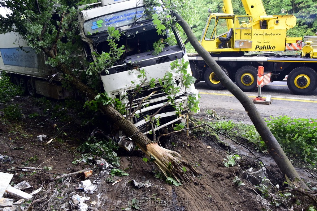 Schwerer VU A 3 Rich Oberhausen Hoehe AK Leverkusen P357.JPG - Miklos Laubert